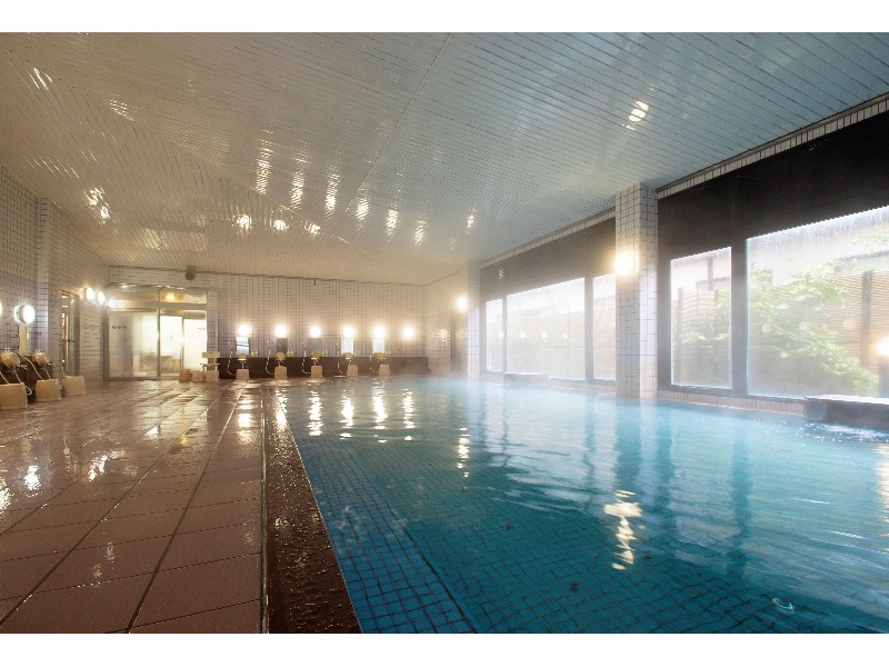 館内ご利用の場合はどなたでもご利用頂けます。
タオル１５０円バスタオル２００円レンタル可