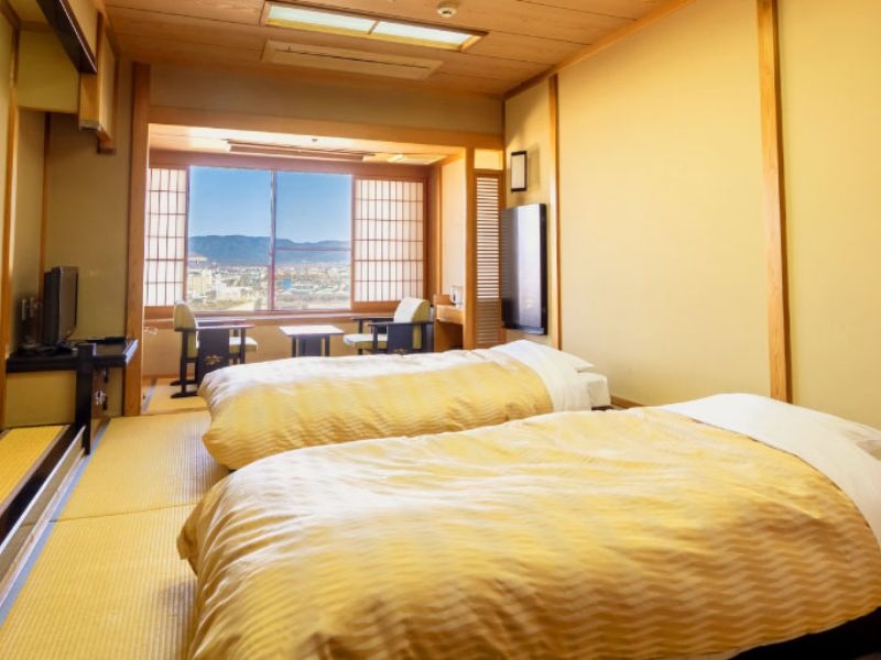 東館客室は最大4名様までご利用可能