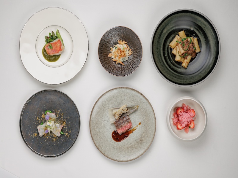 伝統的なイタリア料理をベースに京都の素材や季節感を取り入れたイタリアン。
季節に合わせたコースをご用意しています。