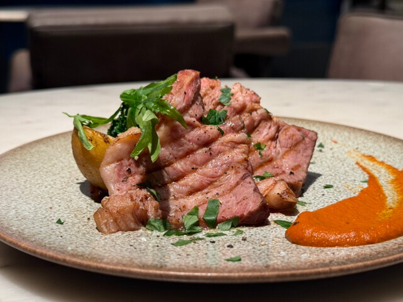 ≪ビュッフェ≫仔羊もも肉のロースト、デザート2種盛りに＋彩りフルーツの盛り合わせetc... 全12品＋飲み放題付き