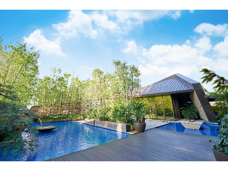 ホテルでありながら、お庭に面した開放感のある会場も魅力。