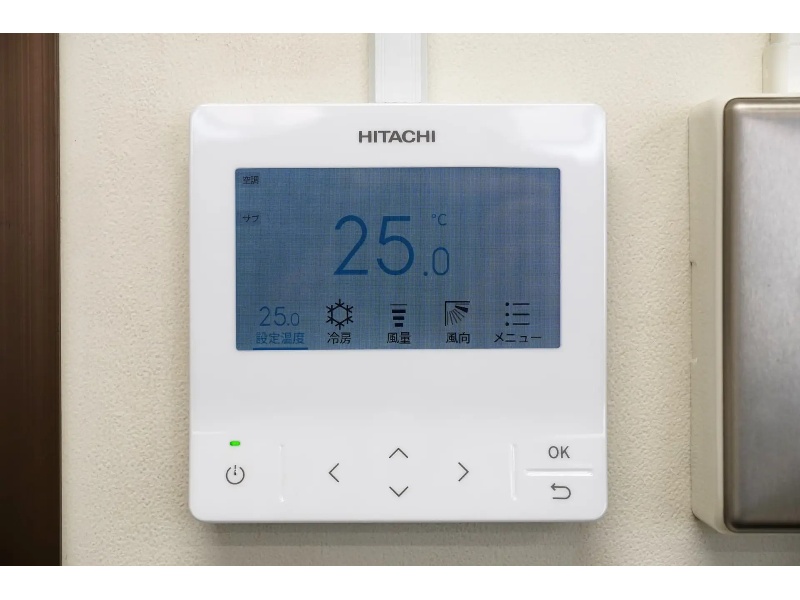エアコンは会場ごとに温度調整可能です。