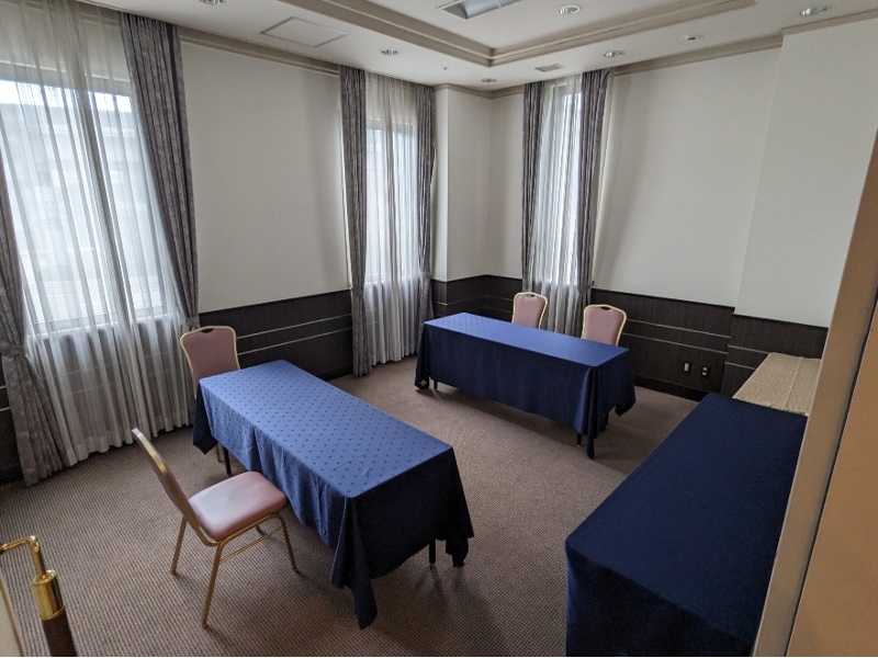 2F小会議室プリムラ/アイリス　面接会場一例