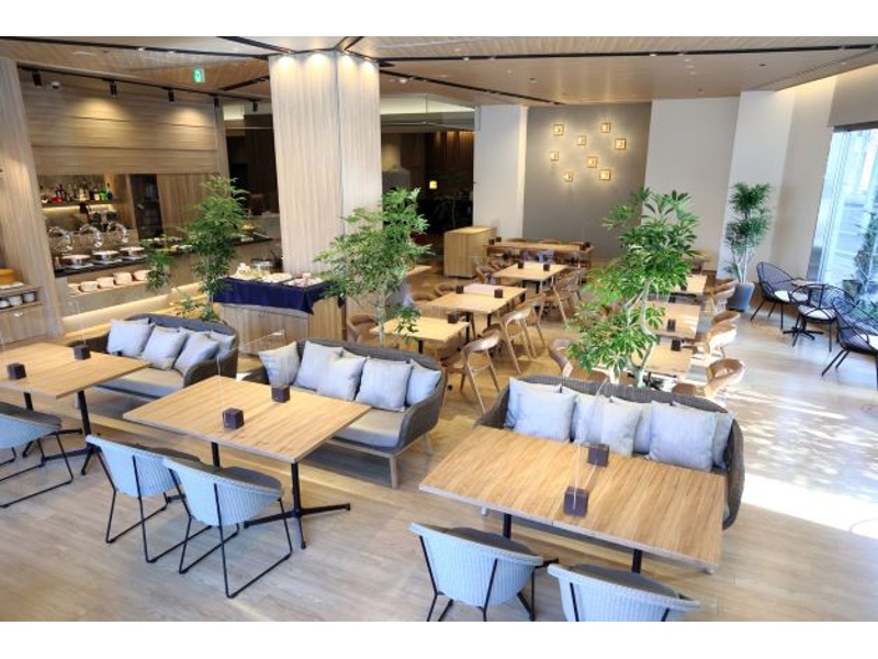 2022年2月1Fレストラン
リニューアルオープン
宿泊朝食・ランチ・ディナーの会場　1F貸切宴会の可能