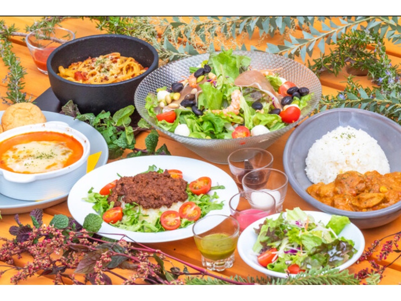 【内容充実！ベーシックプラン】お一人5,000円　品数10品+フリードリンク