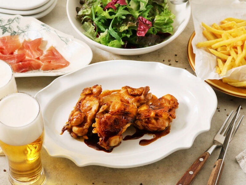 鶏モモ肉のグリルや魚介が味わえるプラン
