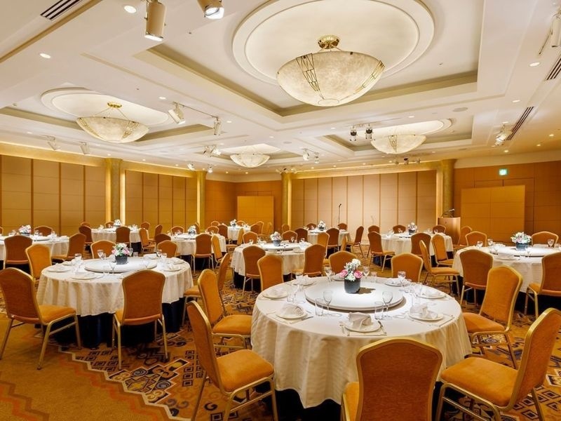 銀河・流星
思い思いのパーティやフォーラム、重要なビジネス会議をはじめ、多彩なご会合にご利用いただけます。