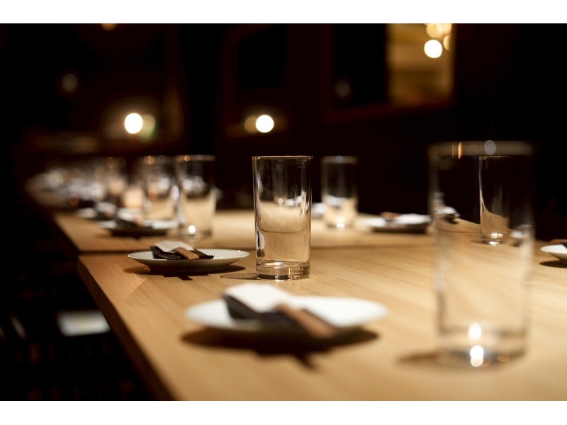 一生記憶に残る想い出作りをスタッフ一同がお手伝いいたします。落ち着いた大人のお祝いから、ド派手な演出まで、お気軽にご相談ください。各種コースは3500円～ご用意♪