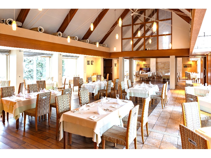 基本レイアウト80名イメージ