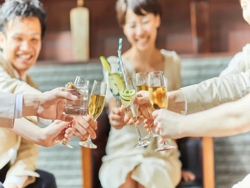 【成人の集い／同窓会プラン】　～懐かしい友人や恩師との再会の場に～　