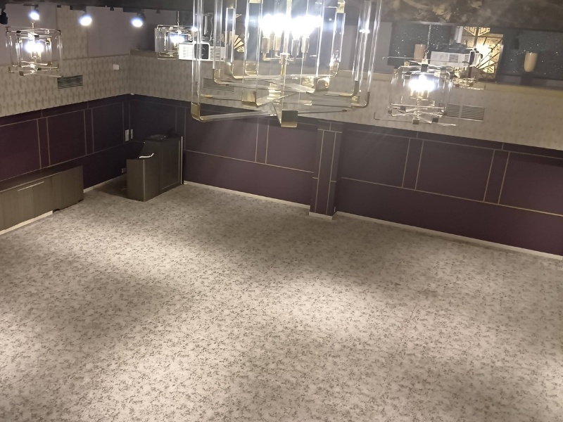 【別館：乃木坂倶楽部】
3階から集合写真の撮影が可能