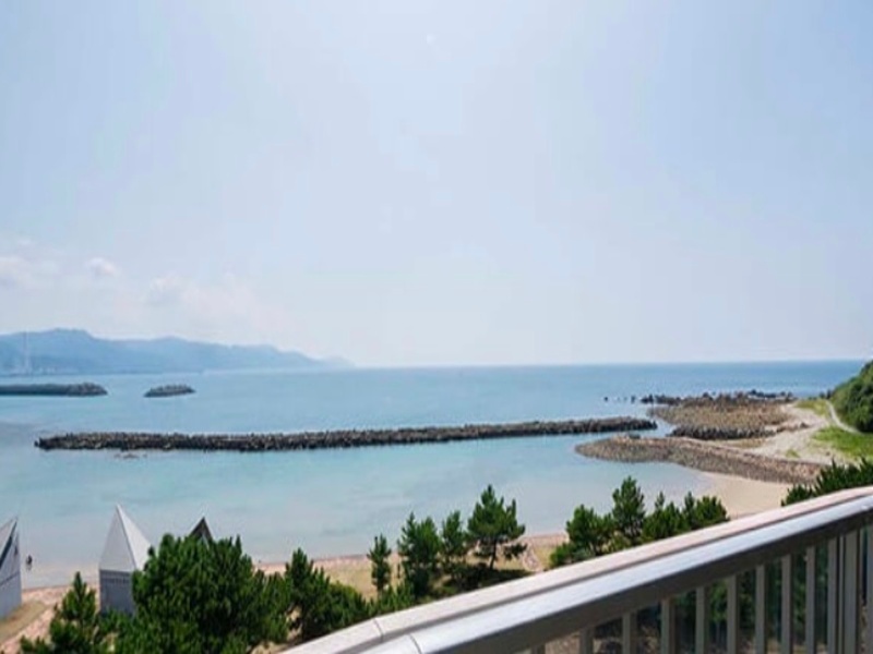 海を一望できる浴場