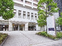 りんかい線品川シーサイド駅より徒歩約1分のベストアクセス。「ハートンホテル東品川」の中に会場がございます。