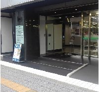 施設入口（シエロ仙台ビル2F・3F・6F（事務所：2F）