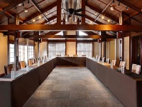 THE YASAKA ザ ヤサカ