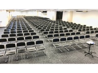 ホール１０、ホール７　シアター形式