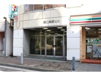 近くにコンビニあり！<br />ファミリーマート 徒歩2分<br />セブンイレブン 徒歩2分<br />