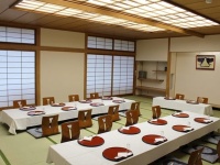 三峰 みつみね  2F