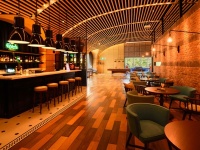 BAR「プレイスポット」