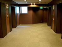 2階エレベーターホールです。<br />こちらのフロアに受付がございます。