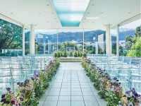 クリスタルホール