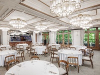 THE BALL ROOM（ザ ボール　ルーム）