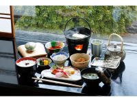 宿泊の朝食は健康的な和定食をご用意