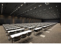B2F ホール 最大1,300名超収容の大型イベントホール