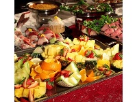 バラエティに富んだお料理を