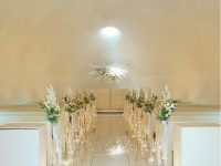 クリスタルホール