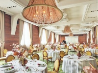 メインダイニング