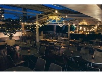 ザ ルーフ(本館屋上)