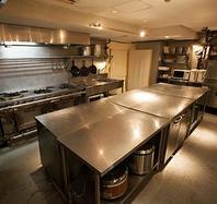 大型キッチン完備、キッチン備品も使用可！<br />