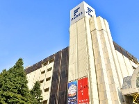 地下鉄南北線広瀬通駅、地下鉄東西線青葉通り一番町駅からほど近い仙台フォーラス8階にスペースがあります。
