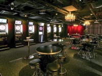 ダイニングダーツバーBee 河原町店