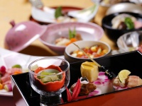 【お祝いプラン】和食会席イメージ/1万円以上のプランは「鯛の姿盛り」付き