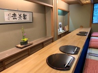 カウンター(12席) 1階