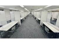 ホール１０、ホール７　ブース形式<br />合同企業説明会、相談会などに。