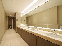 広く清潔感のあるトイレをご用意。
