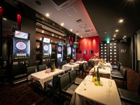 B-GARAGE池袋西口駅前店