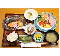 ご朝食和定食、900円税別です。