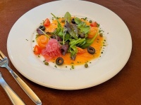 料理一例「前菜サーモン」
