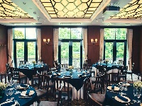 THE TERRACE ROOM