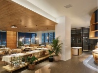 UNICO POLO横浜みなとみらいプレミア店